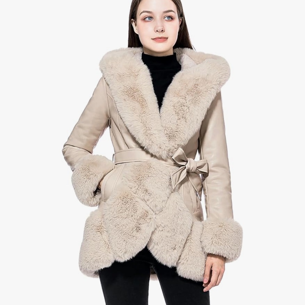 Elegant Women's Faux Fur Trimmed Tan Teddy Jacket